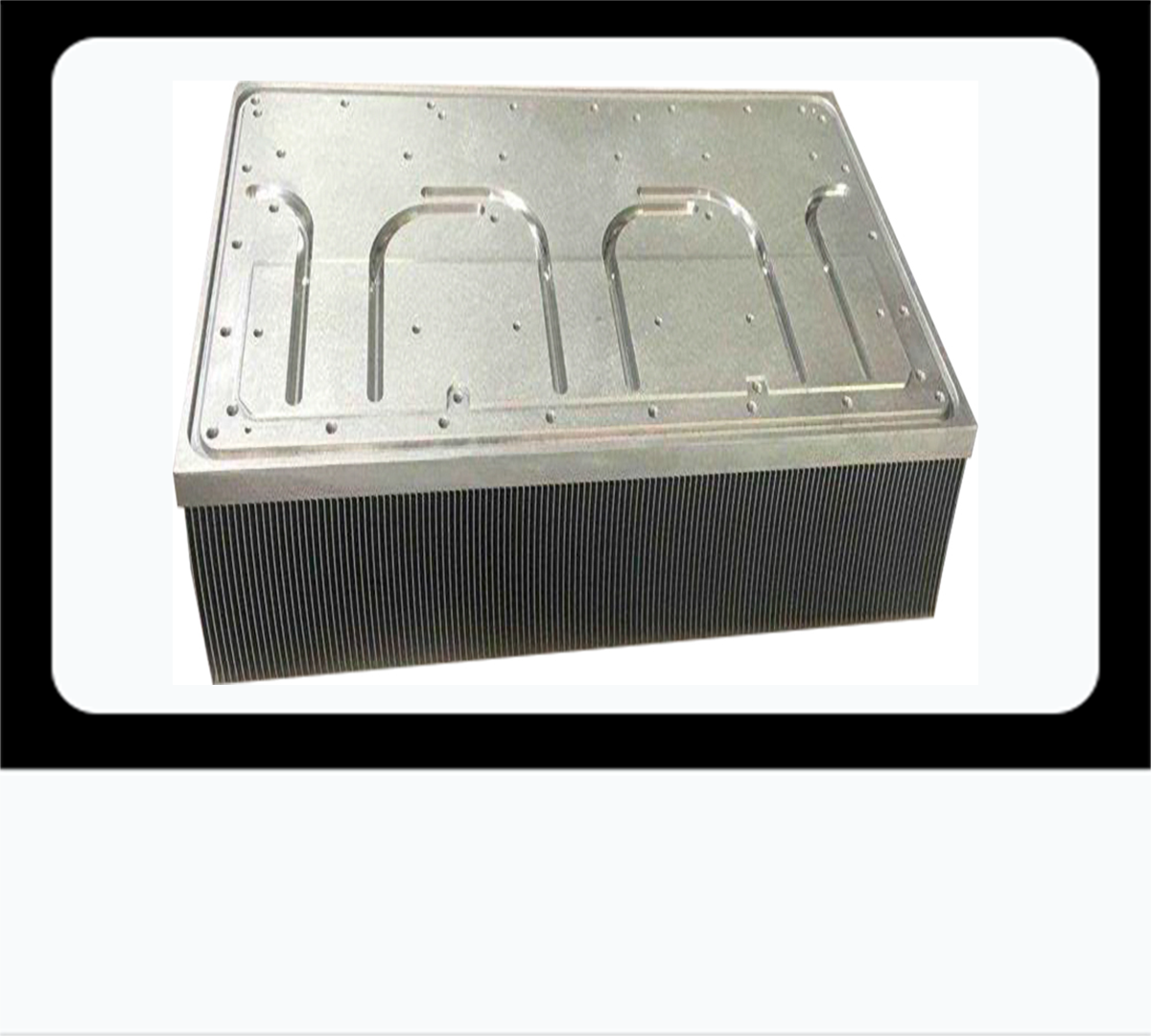 Large finned heat sinks
